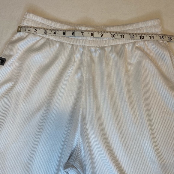Men’s Under Armour shorts - Picture 8 of 11